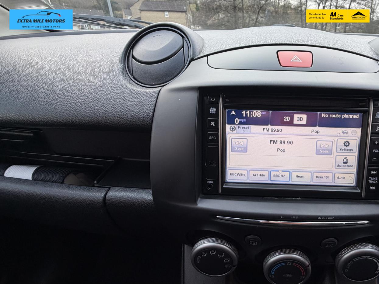 Used Mazda Mazda2 2013 for sale - 77248161: Photo 13