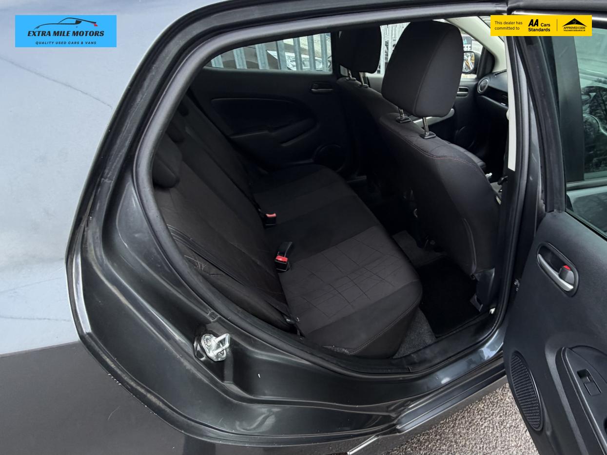 Used Mazda Mazda2 2013 for sale - 77248161: Photo 17