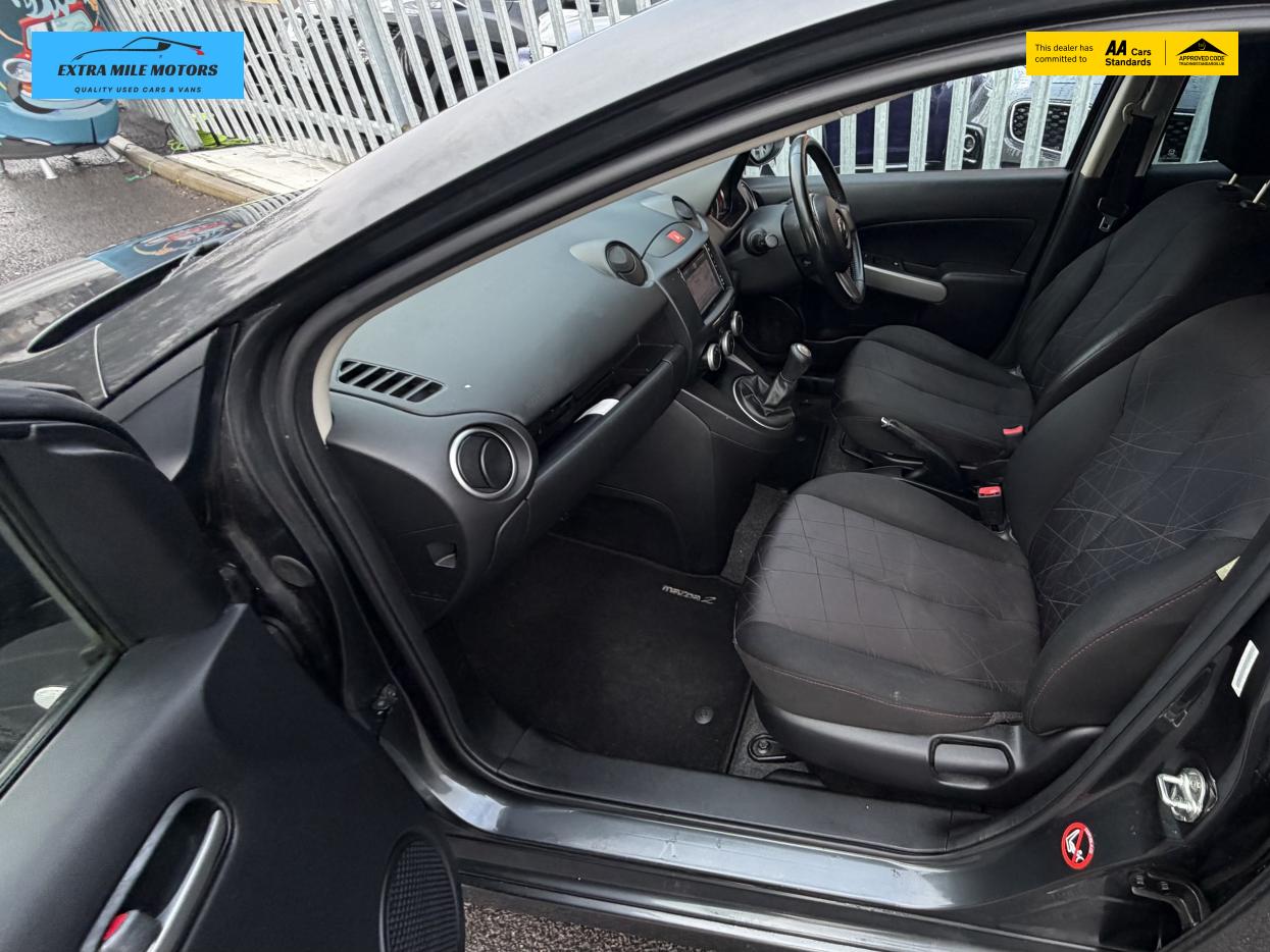 Used Mazda Mazda2 2013 for sale - 77248161: Photo 8