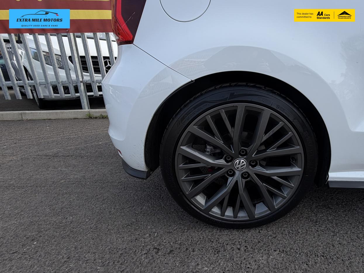 Used Volkswagen Polo 2015 for sale - 77732763: Photo 12