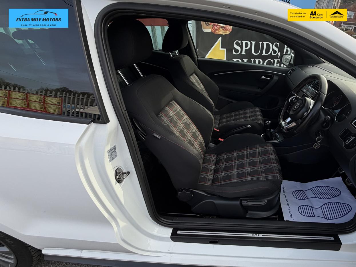 Used Volkswagen Polo 2015 for sale - 77732763: Photo 17