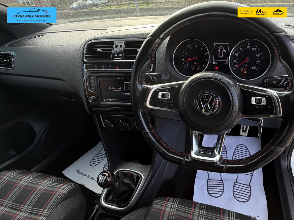 Used Volkswagen Polo 2015 for sale - 77732763: Photo 24