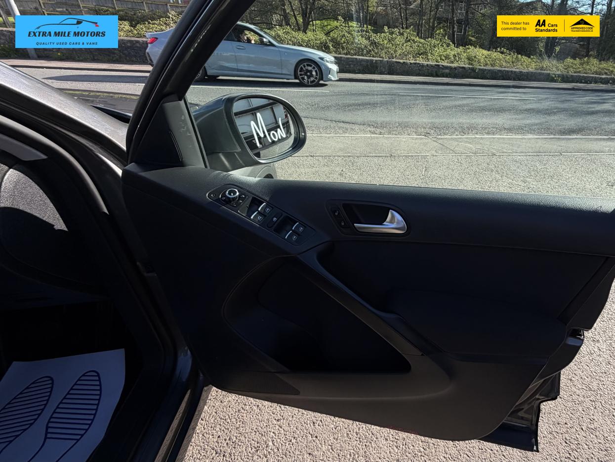 Used Volkswagen Tiguan 2011 for sale - 78081706: Photo 15