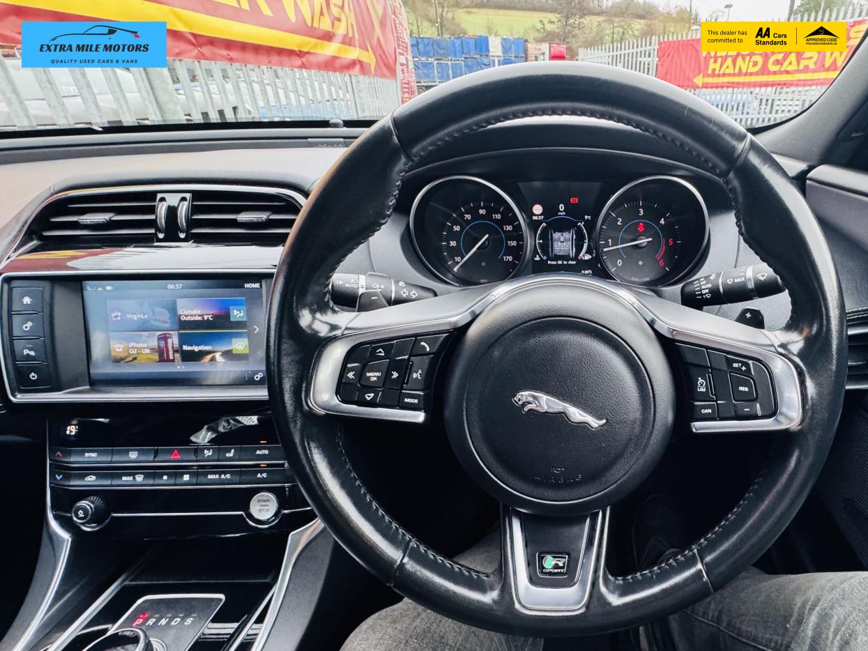 Used Jaguar XE 2017 for sale - 76918749: Photo 15