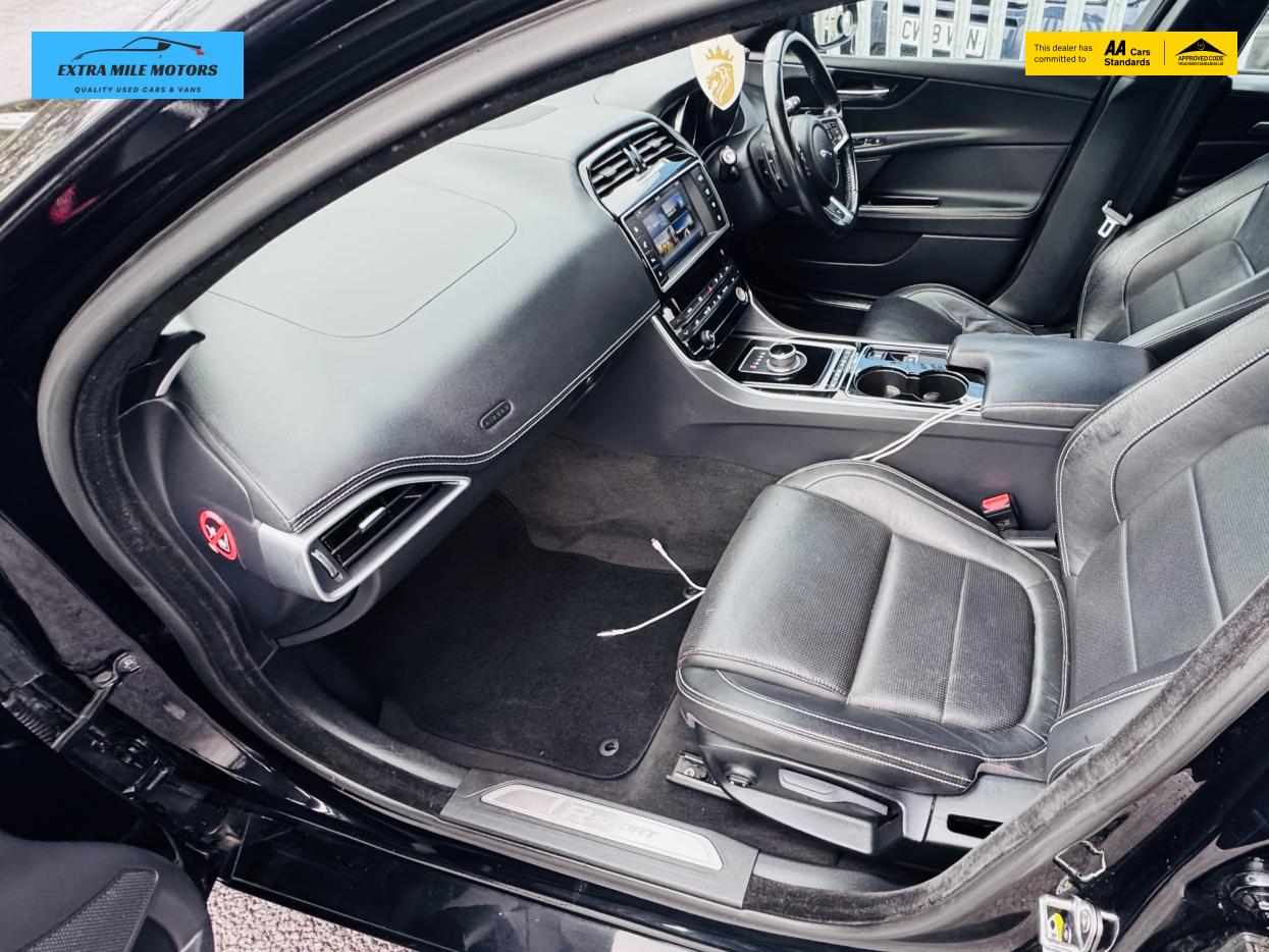 Used Jaguar XE 2017 for sale - 76918749: Photo 19