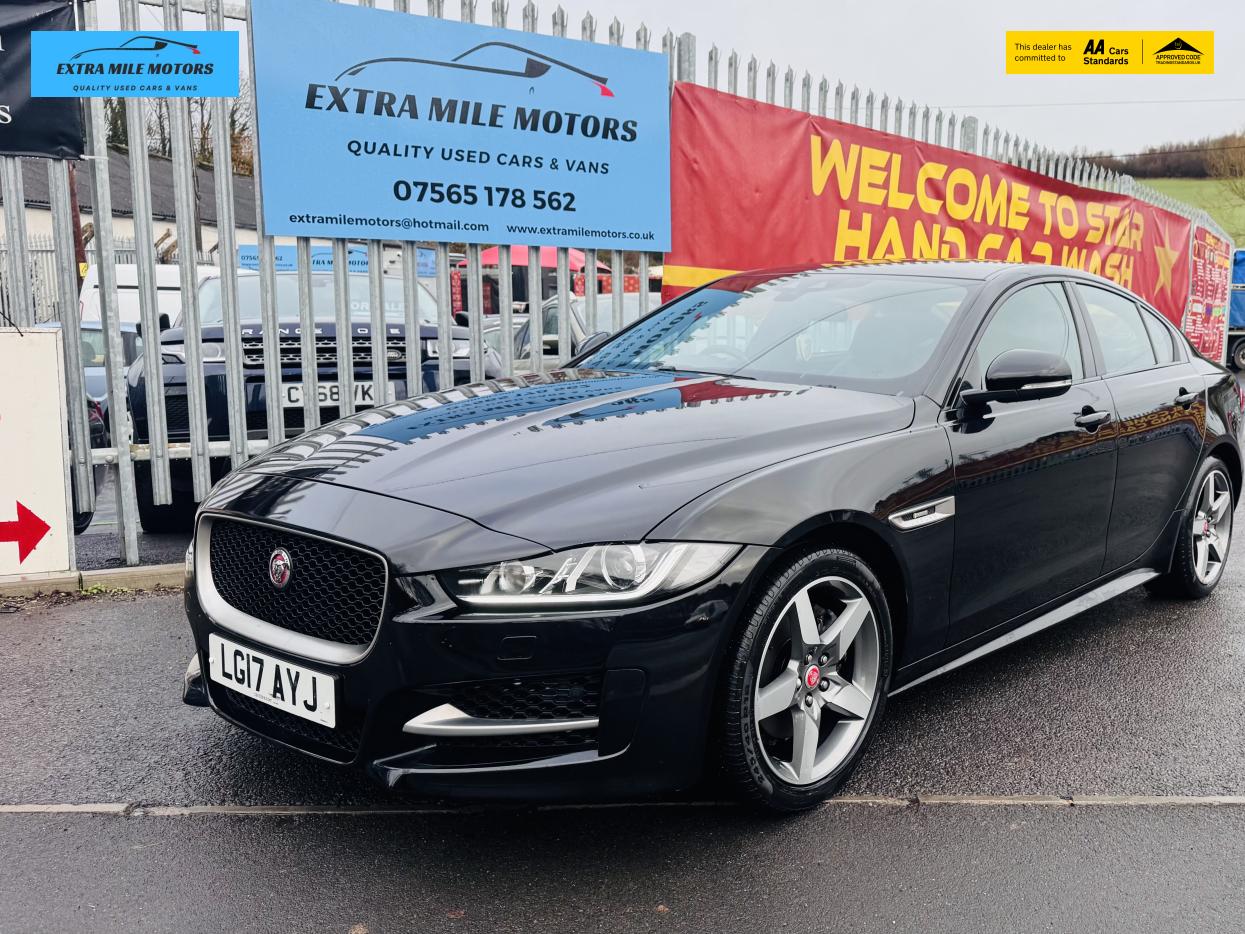 Used Jaguar XE 2017 for sale - 76918749: Photo 2