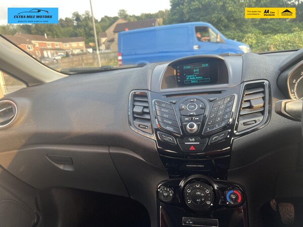 Used Ford Fiesta 2015 for sale - 75656364: Photo 26