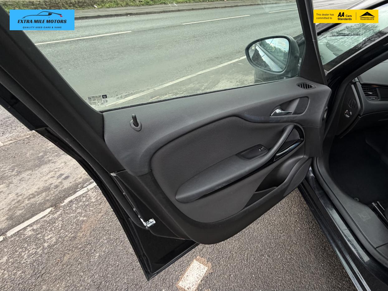 Used Vauxhall Zafira 2015 for sale - 77897941: Photo 17