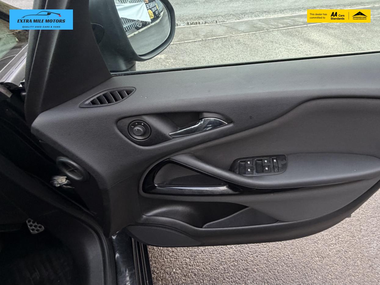 Used Vauxhall Zafira 2015 for sale - 77897941: Photo 23