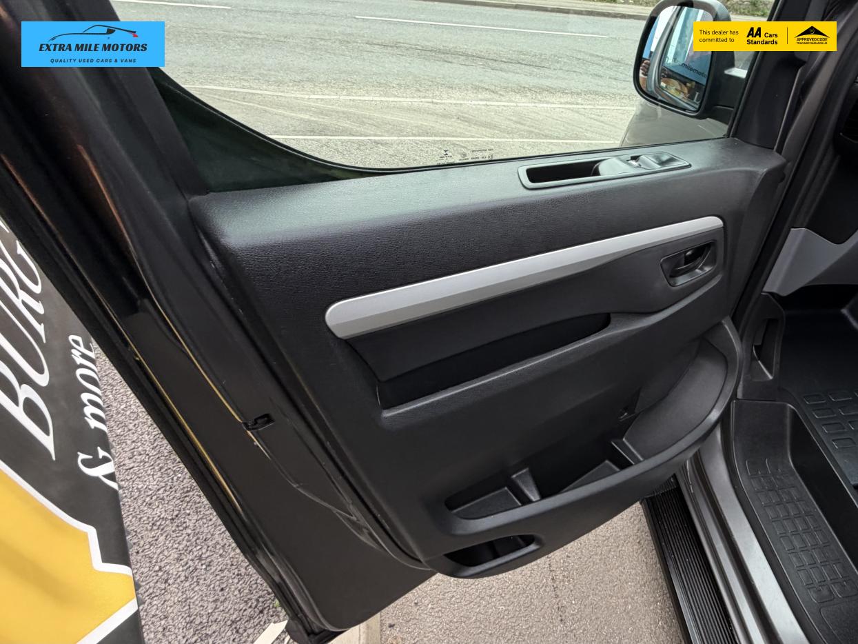 Used Vauxhall Vivaro 2020 for sale - 77982915: Photo 14