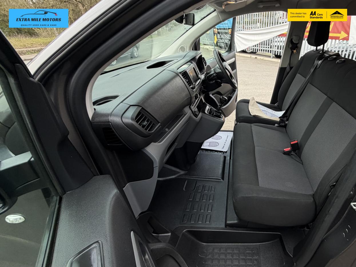 Used Vauxhall Vivaro 2020 for sale - 77982915: Photo 16