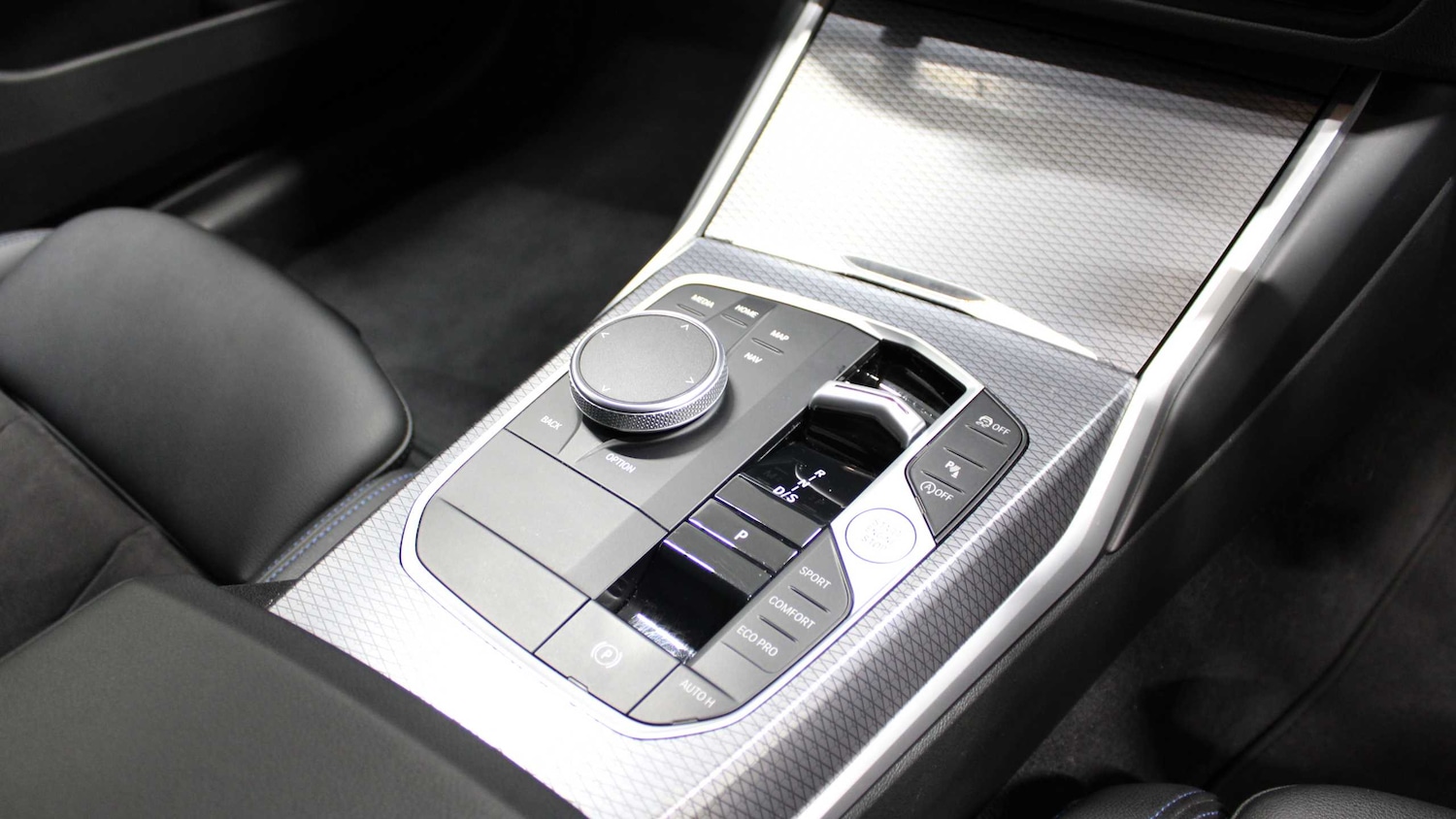 Used BMW 3 Series 2024 for sale - 76401388: Photo 11