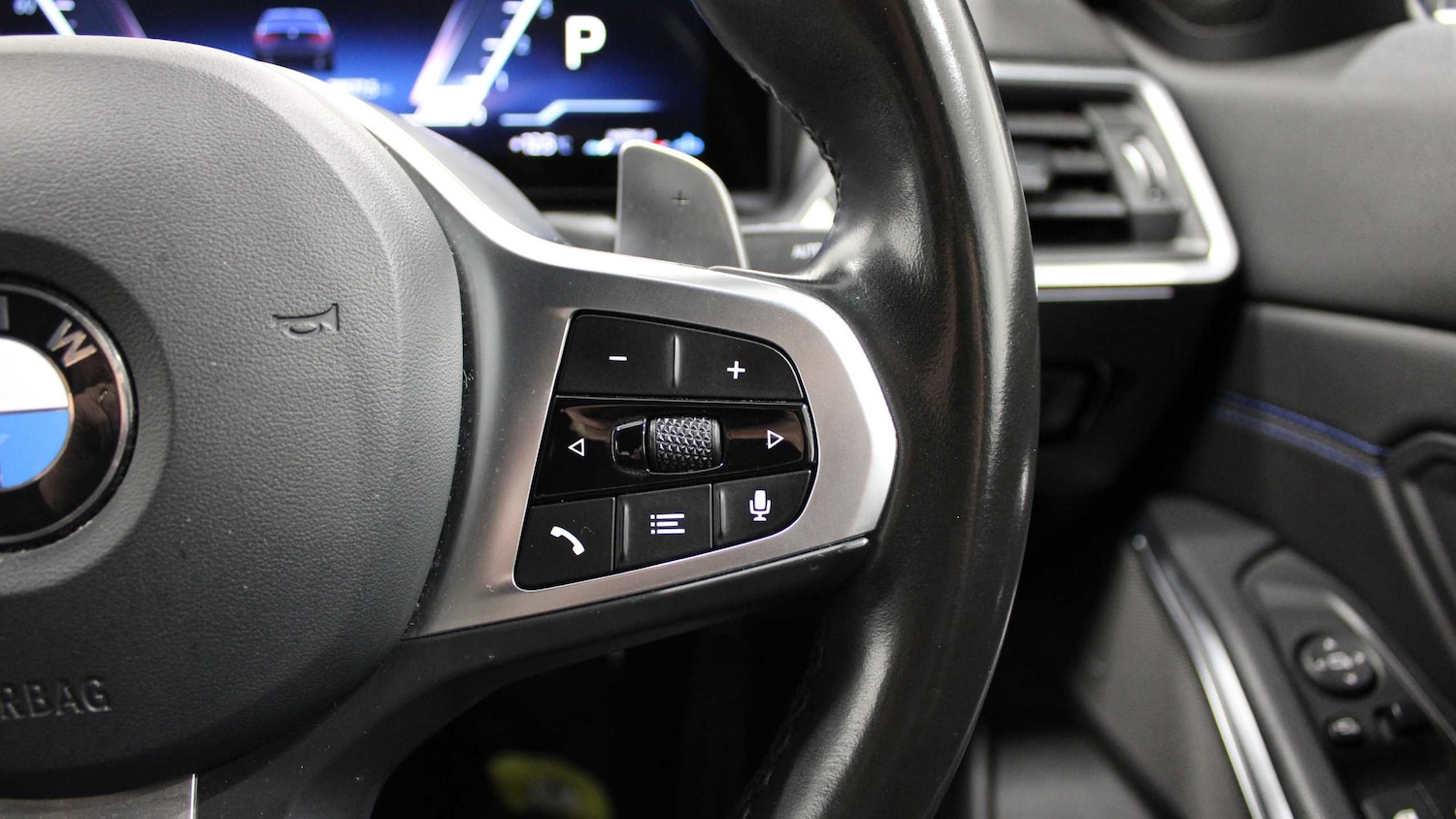 Used BMW 3 Series 2024 for sale - 76401388: Photo 24