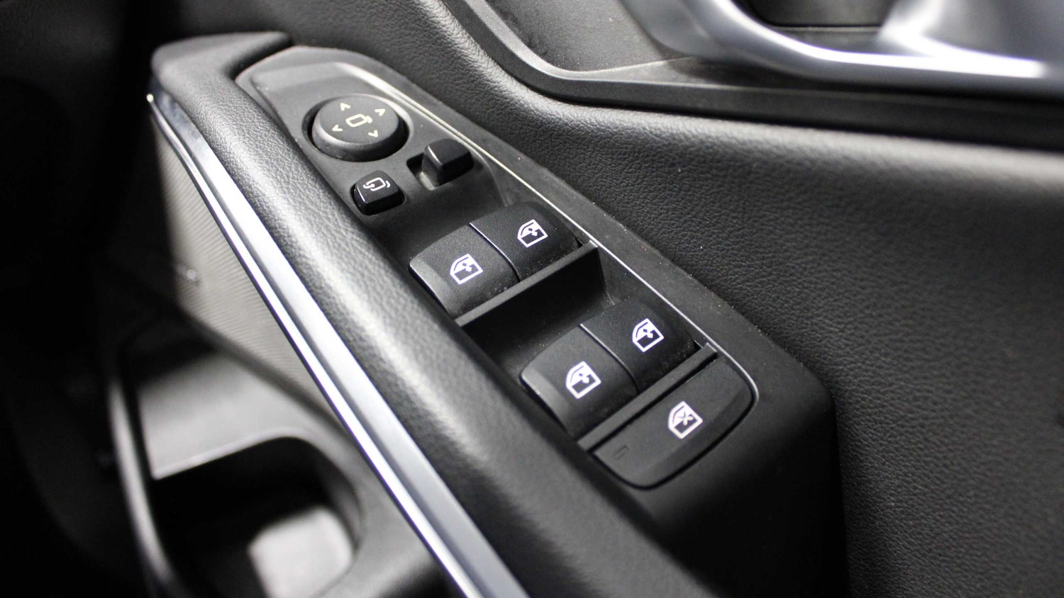 Used BMW 3 Series 2024 for sale - 76401388: Photo 25