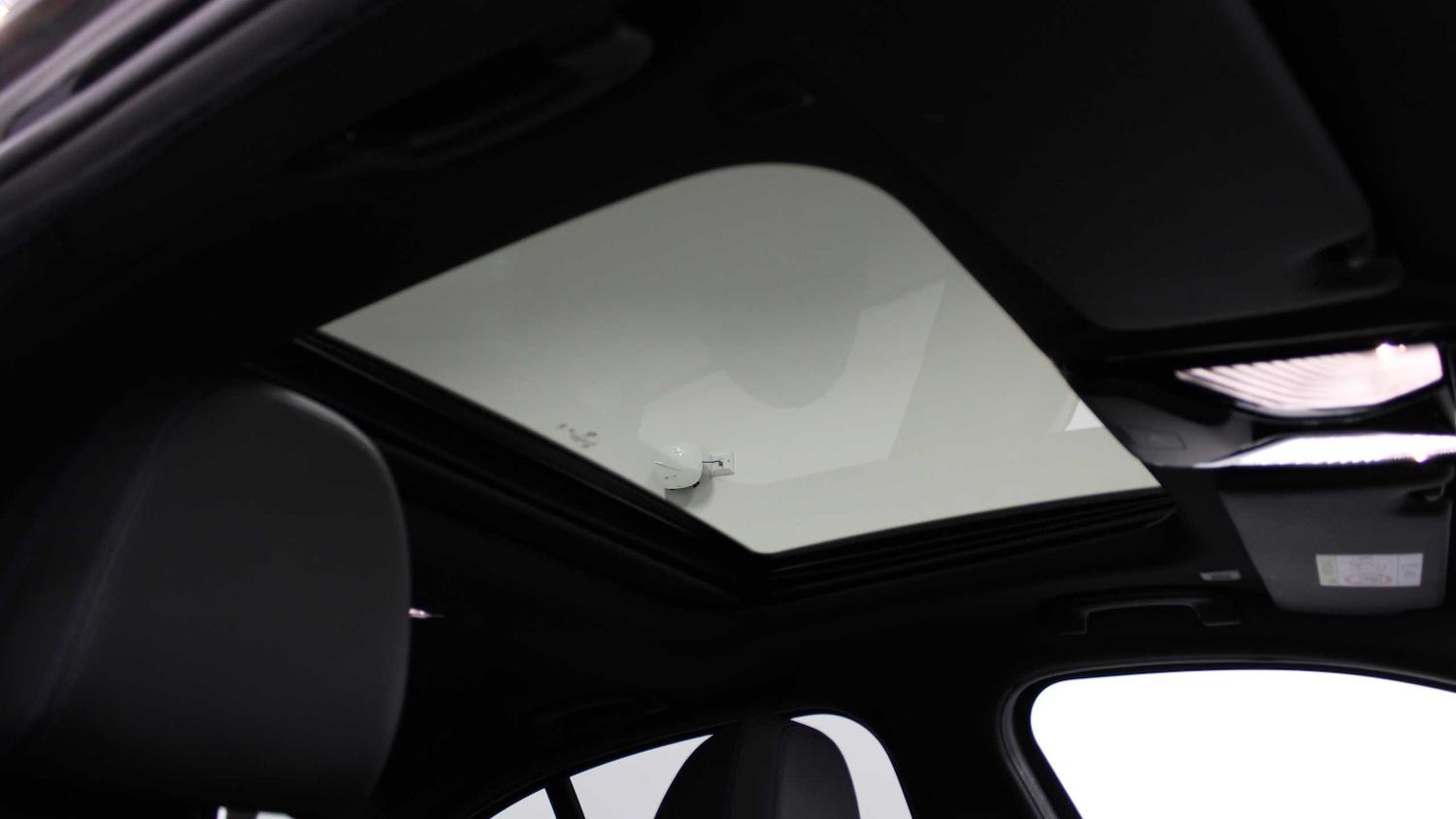 Used BMW 3 Series 2024 for sale - 76401388: Photo 32