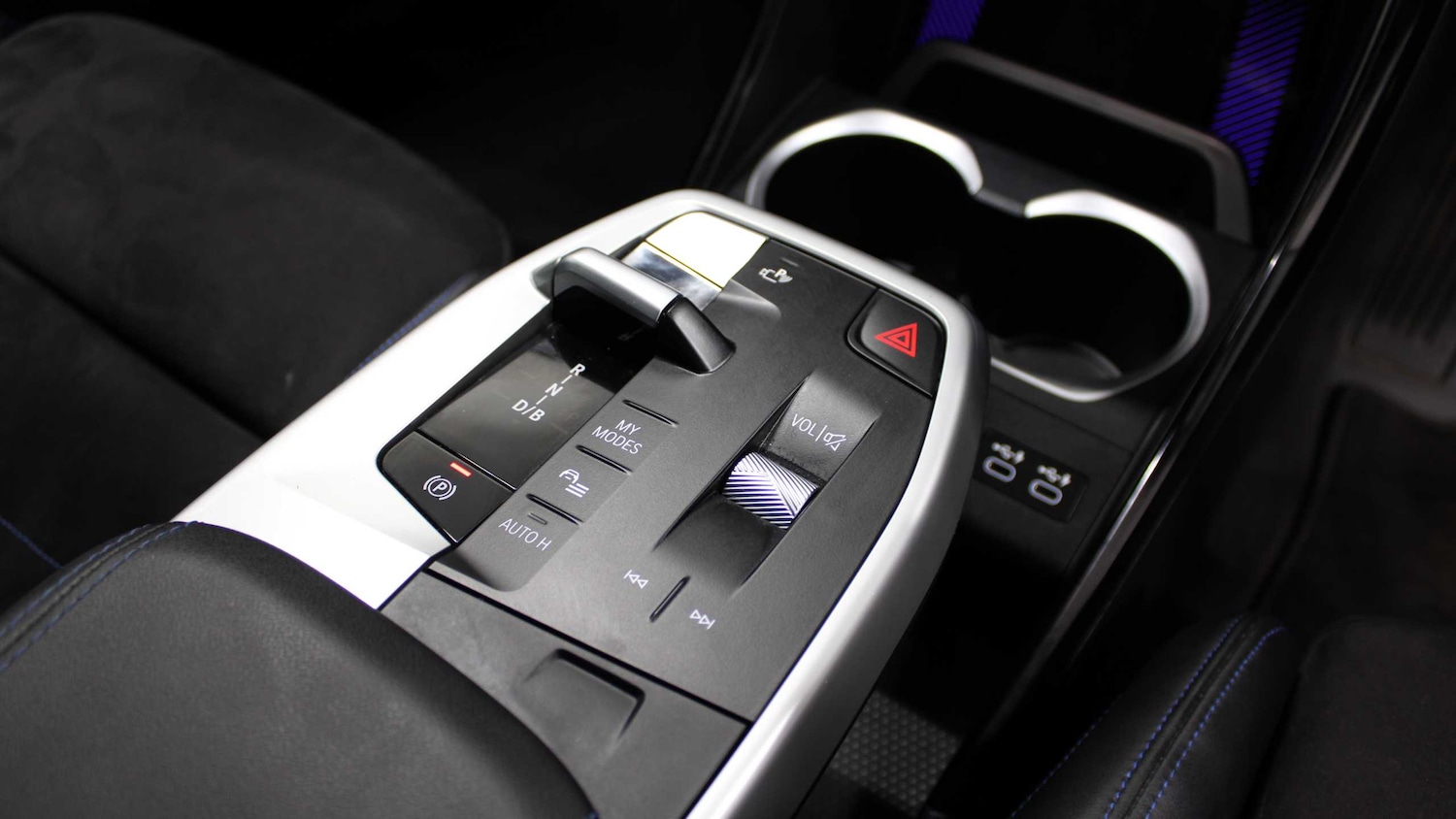 Used BMW iX1 2023 for sale - 76401357: Photo 11