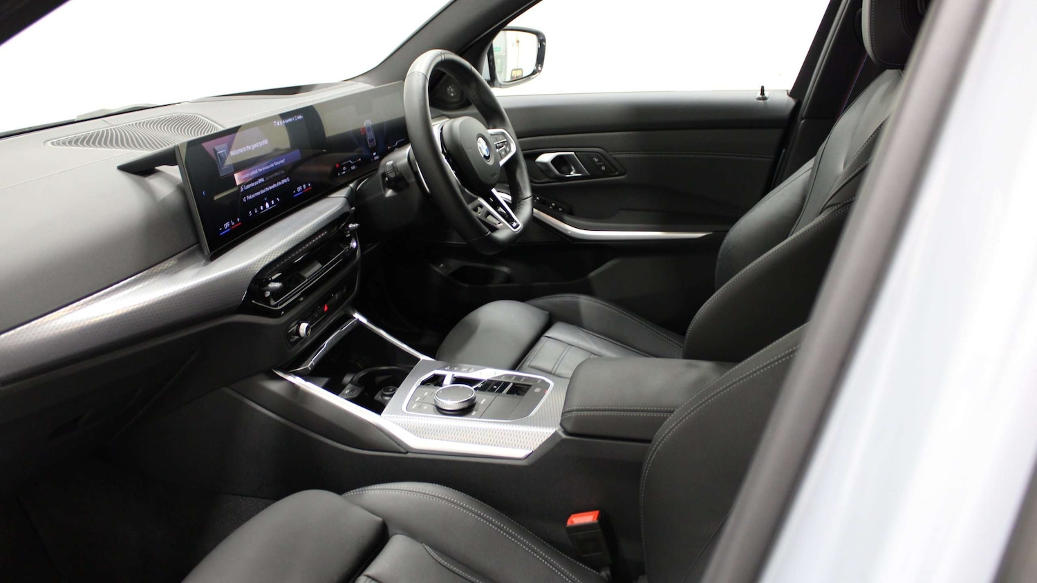 Used BMW 3 Series 2025 for sale - 77011133: Photo 8