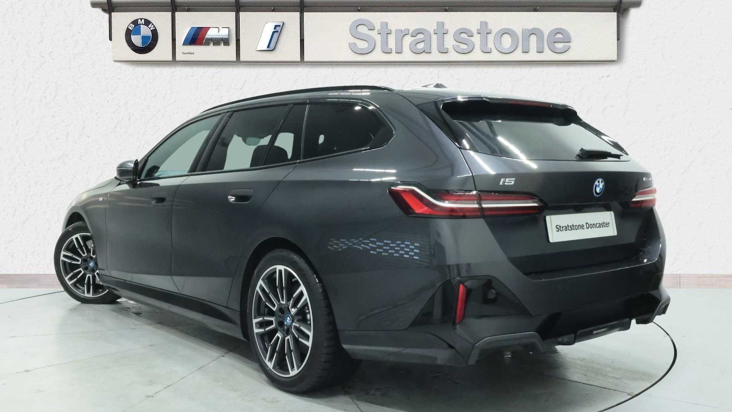 Used BMW i5 2024 for sale - 77960873: Photo 2