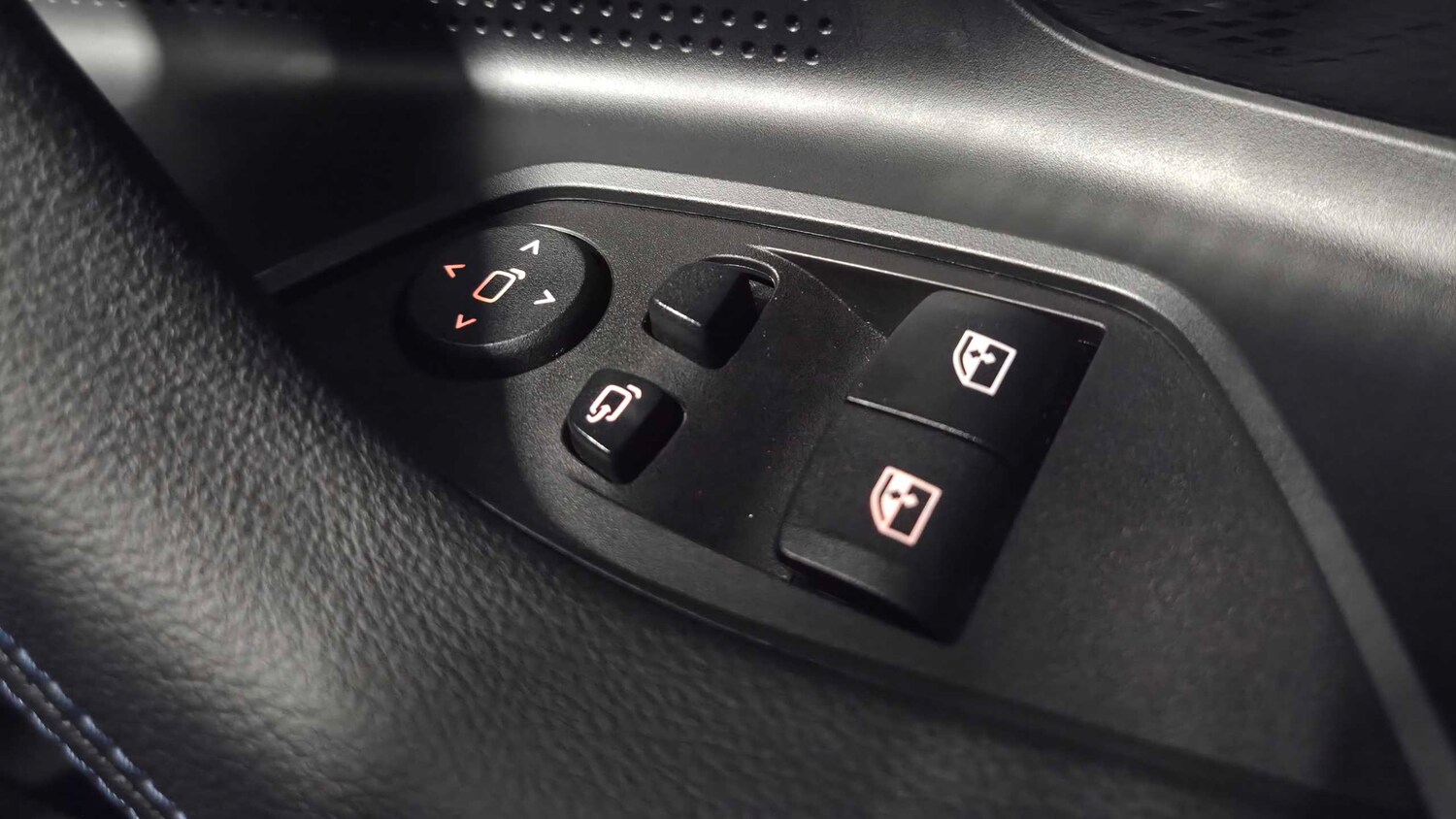 Used BMW 2 Series 2024 for sale - 77674777: Photo 25