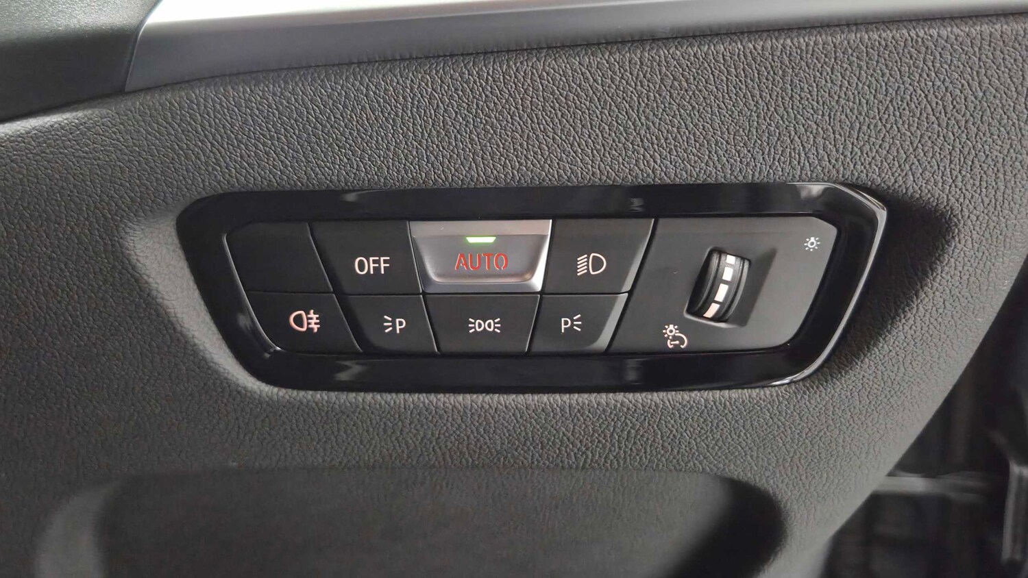 Used BMW 2 Series 2024 for sale - 77674777: Photo 29