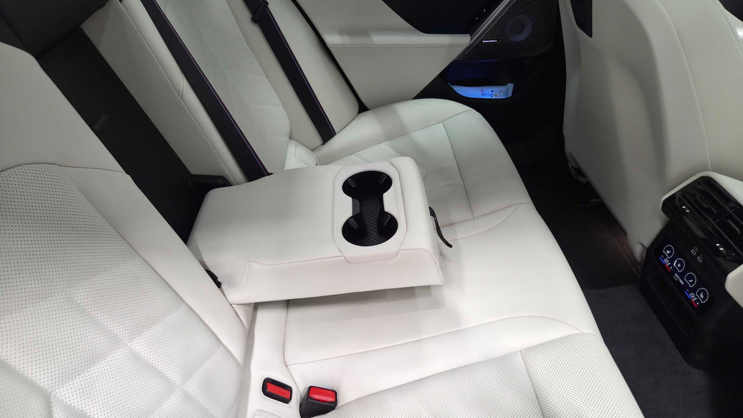 Used BMW i5 2025 for sale - 77553000: Photo 29