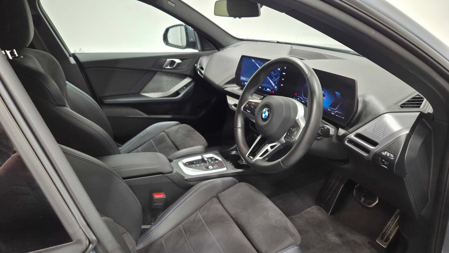 Used BMW 2 Series 2025 for sale - 77649068: Photo 6