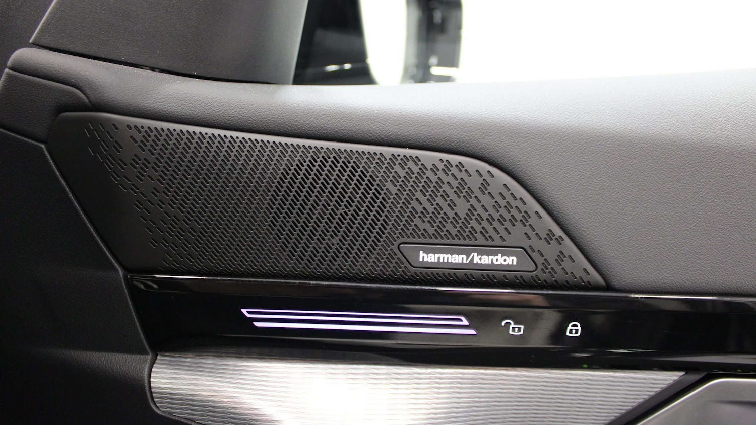 Used BMW 5 Series 2025 for sale - 77000121: Photo 26