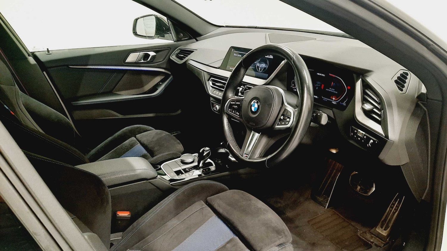 Used BMW 2 Series 2023 for sale - 76045126: Photo 6