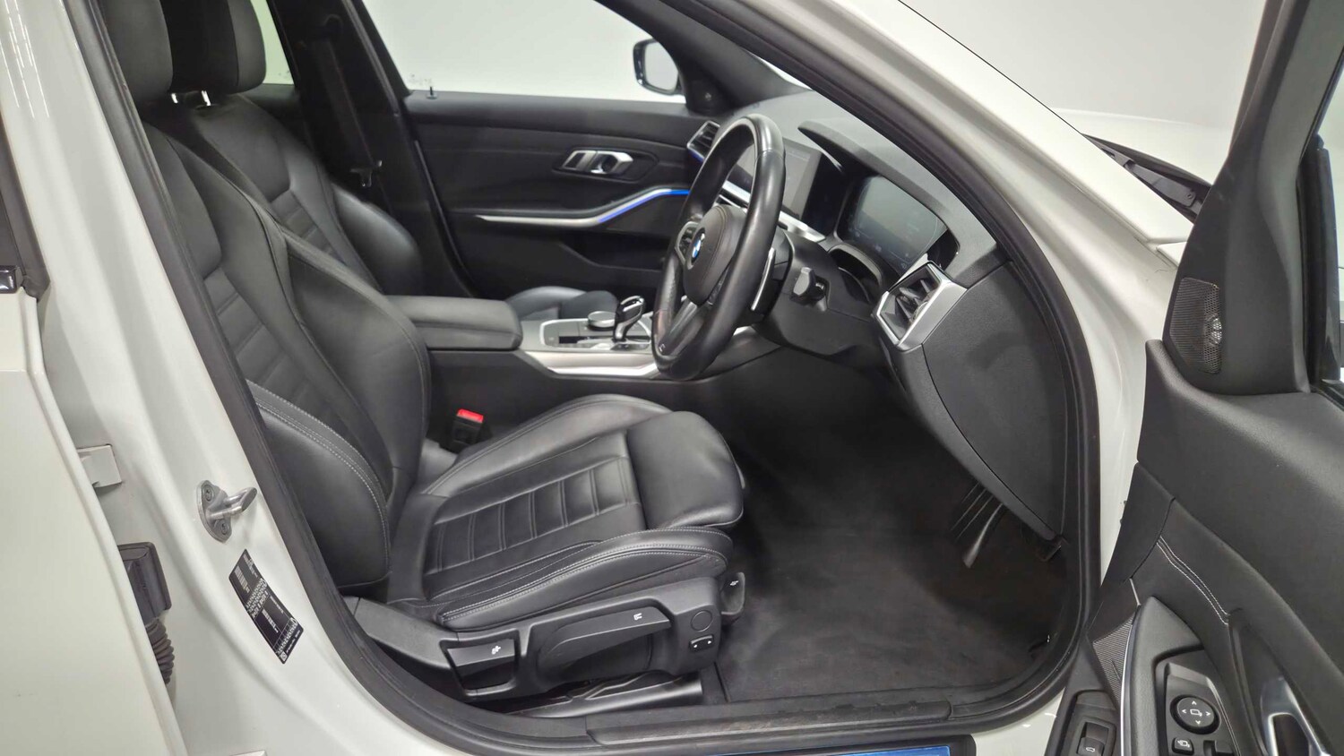 Used BMW 3 Series 2020 for sale - 77686501: Photo 11