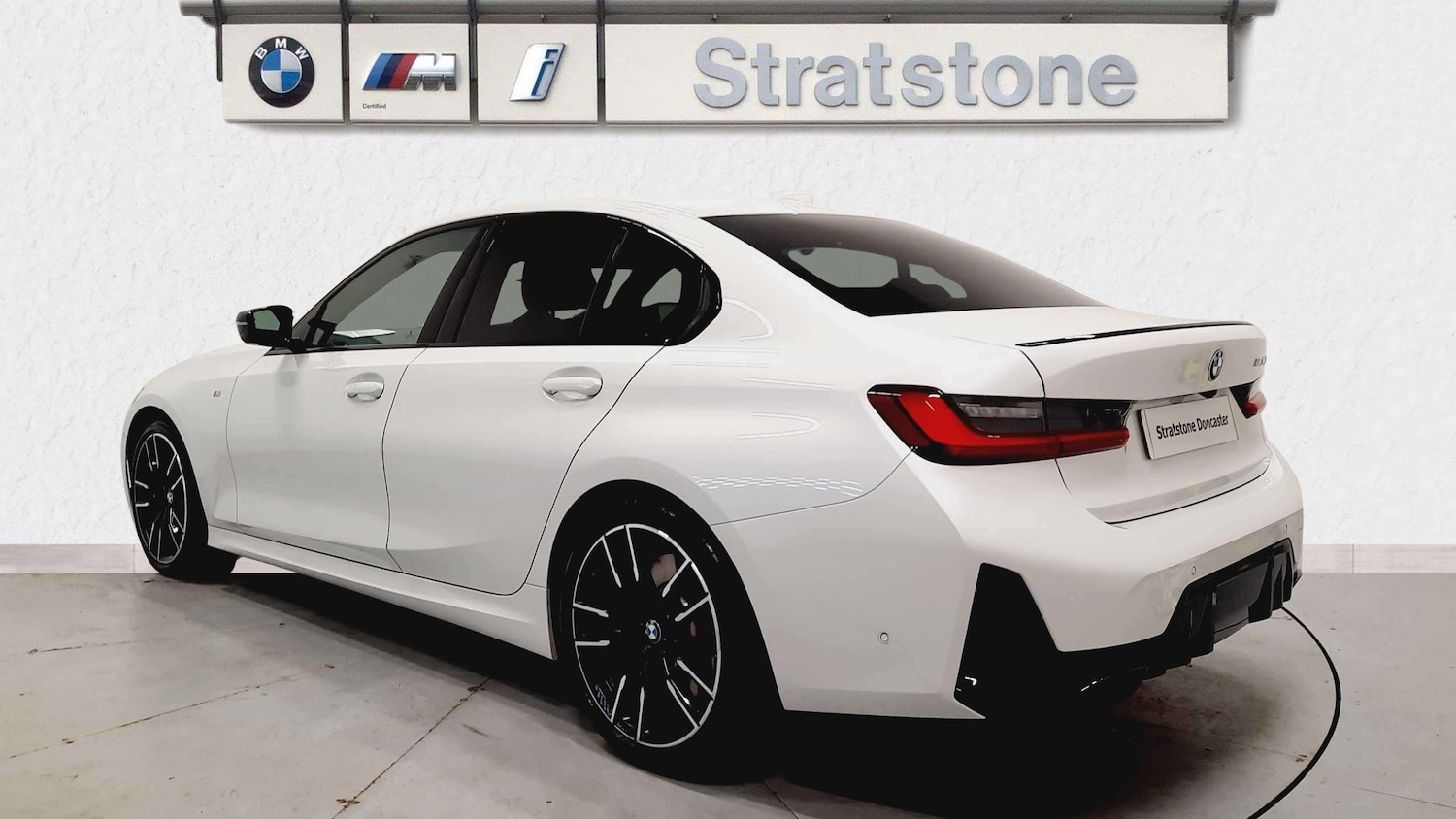 Used BMW 3 Series 2024 for sale - 76125952: Photo 2