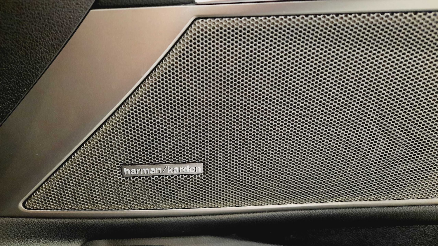 Used BMW 3 Series 2024 for sale - 76125952: Photo 26