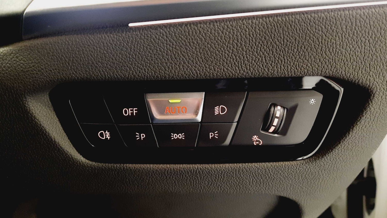 Used BMW 3 Series 2024 for sale - 76125952: Photo 28