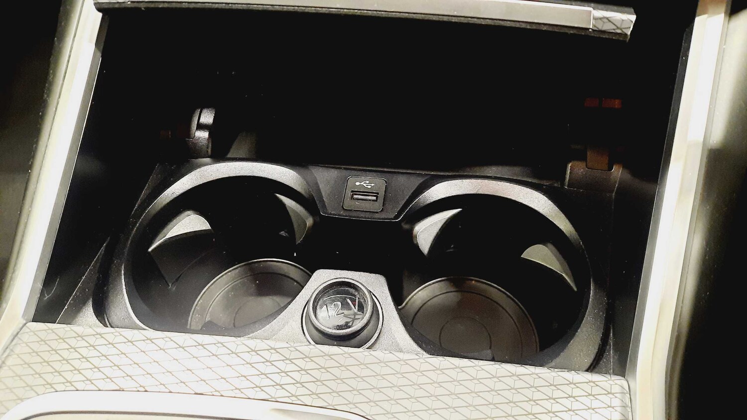 Used BMW 3 Series 2024 for sale - 76125952: Photo 31