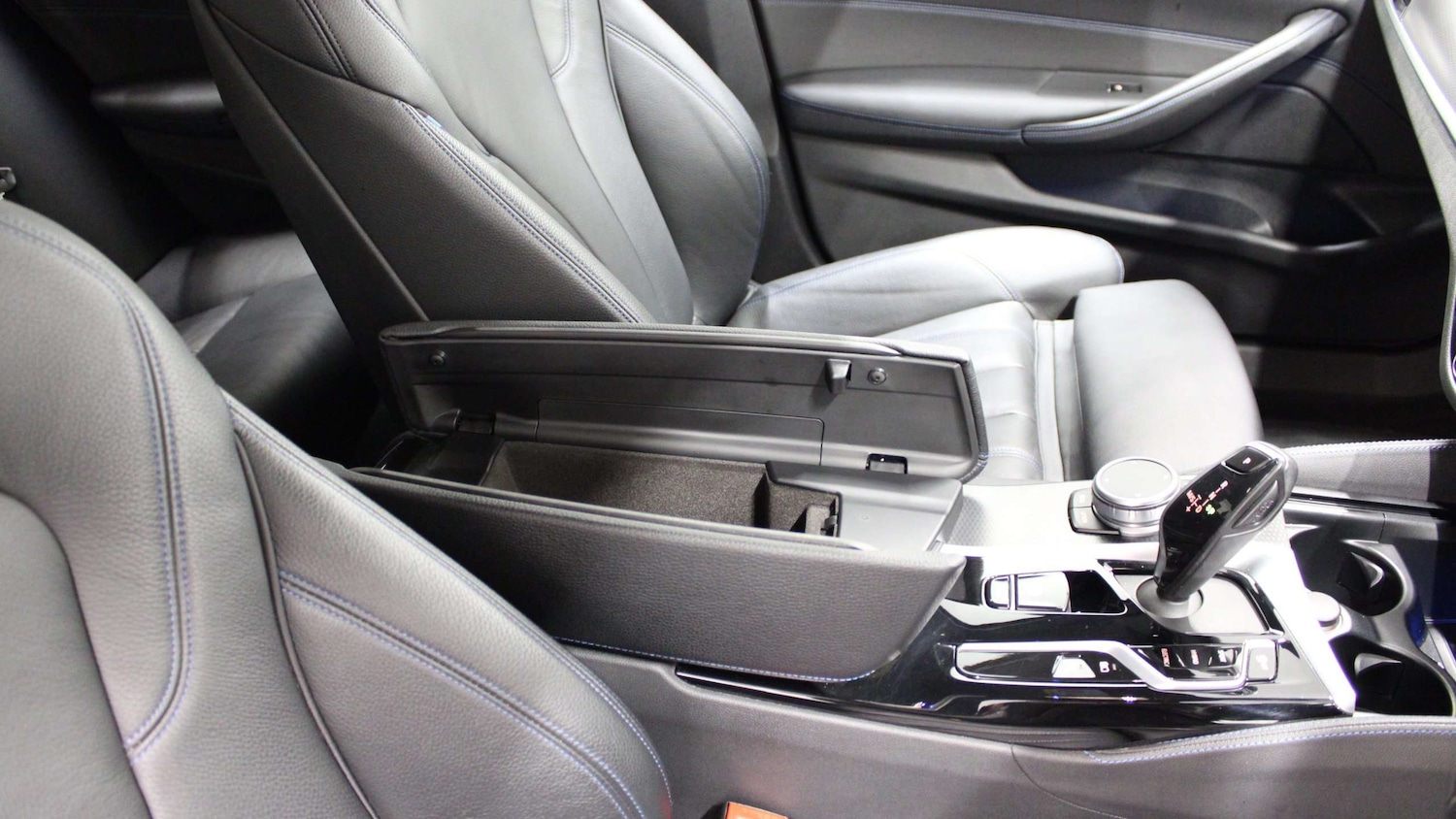 Used BMW 5 Series 2021 for sale - 76875857: Photo 30