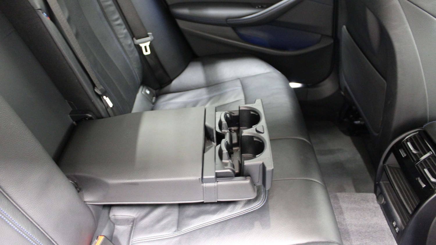 Used BMW 5 Series 2021 for sale - 76875857: Photo 31