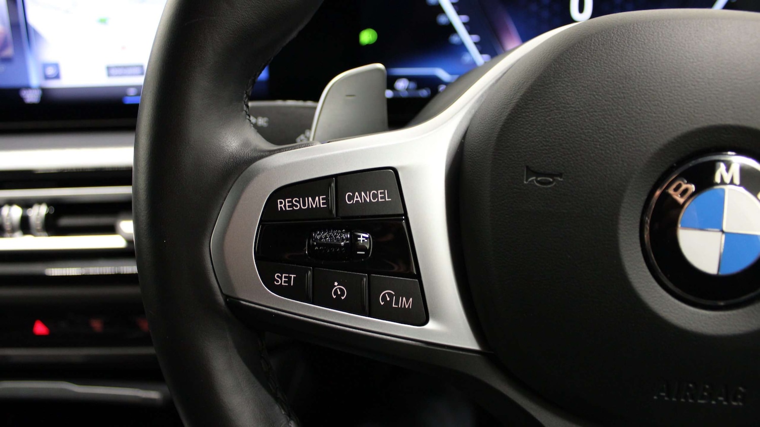 Used BMW 3 Series 2024 for sale - 77112399: Photo 23