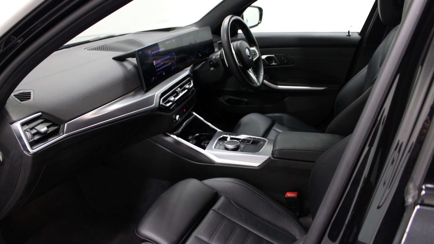 Used BMW 3 Series 2024 for sale - 77112399: Photo 8