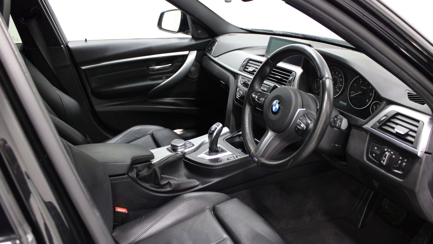 Used BMW 3 Series 2019 for sale - 77472671: Photo 7