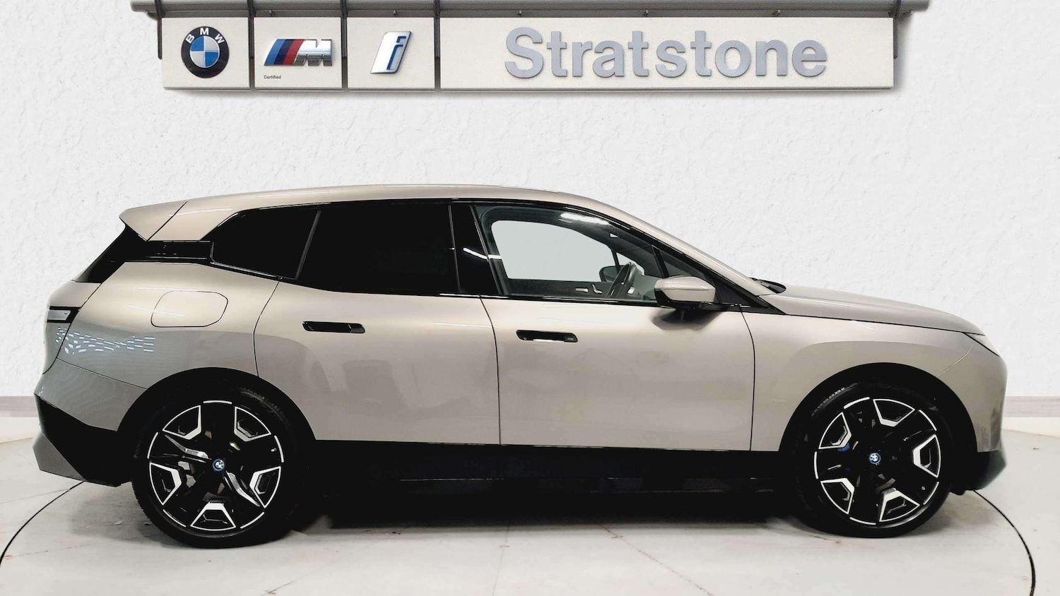 Used BMW iX 2022 for sale - 76192041: Photo 3