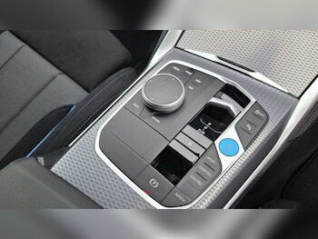 Used BMW i4 2025 for sale - 77083118: Photo