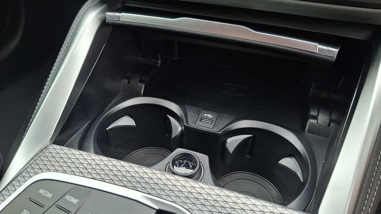 Used BMW i4 2025 for sale - 77083118: Photo 9