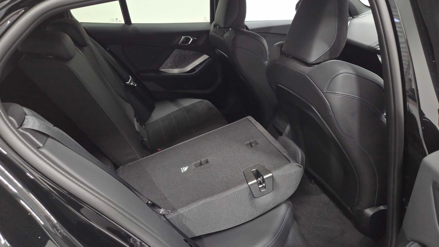 Used BMW 1 Series 2025 for sale - 77628131: Photo 26