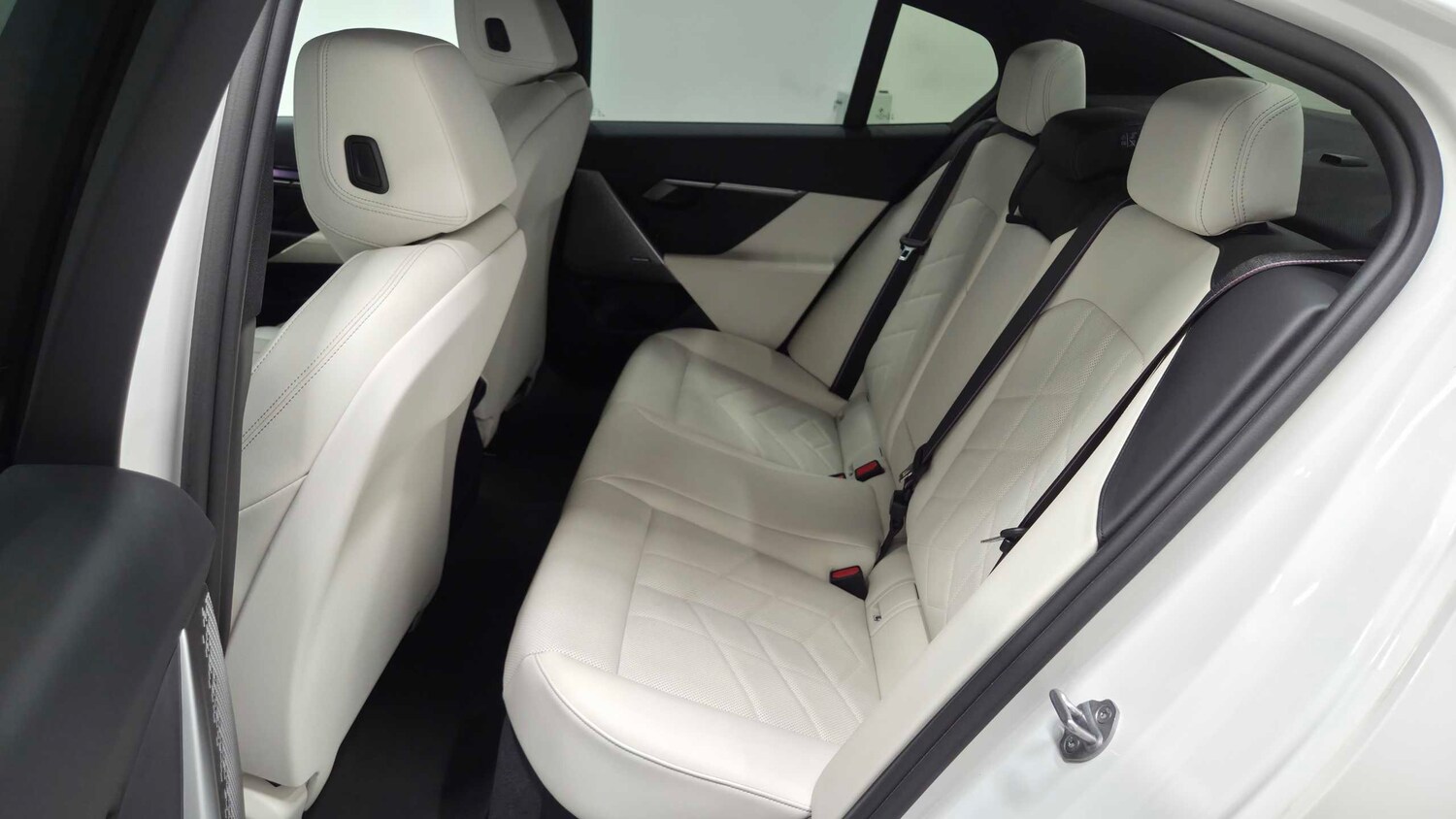 Used BMW i5 for sale - 77661218: Photo 12