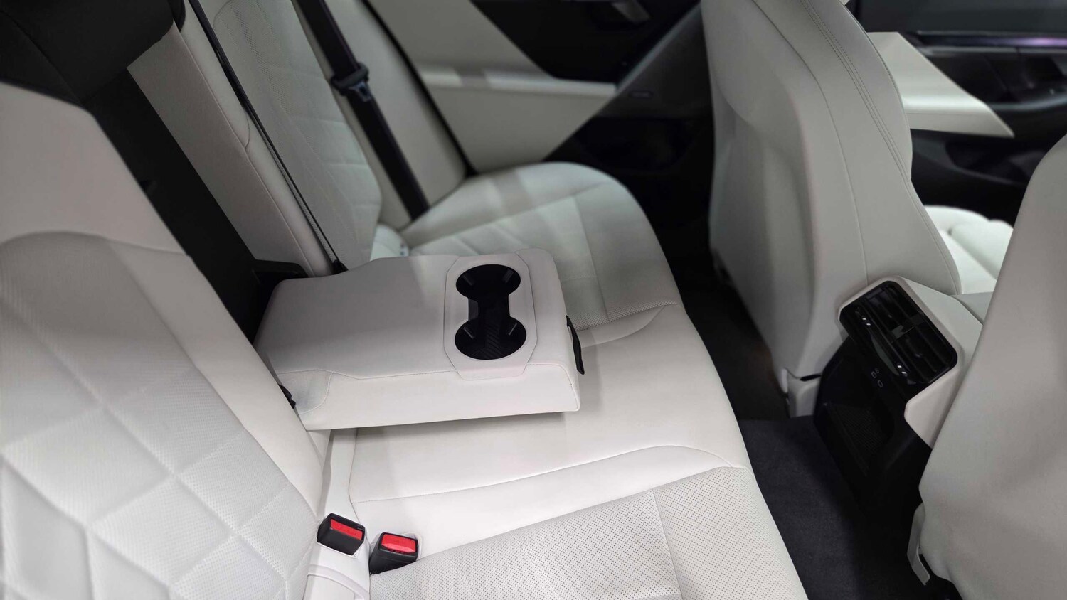 Used BMW i5 for sale - 77661218: Photo 28