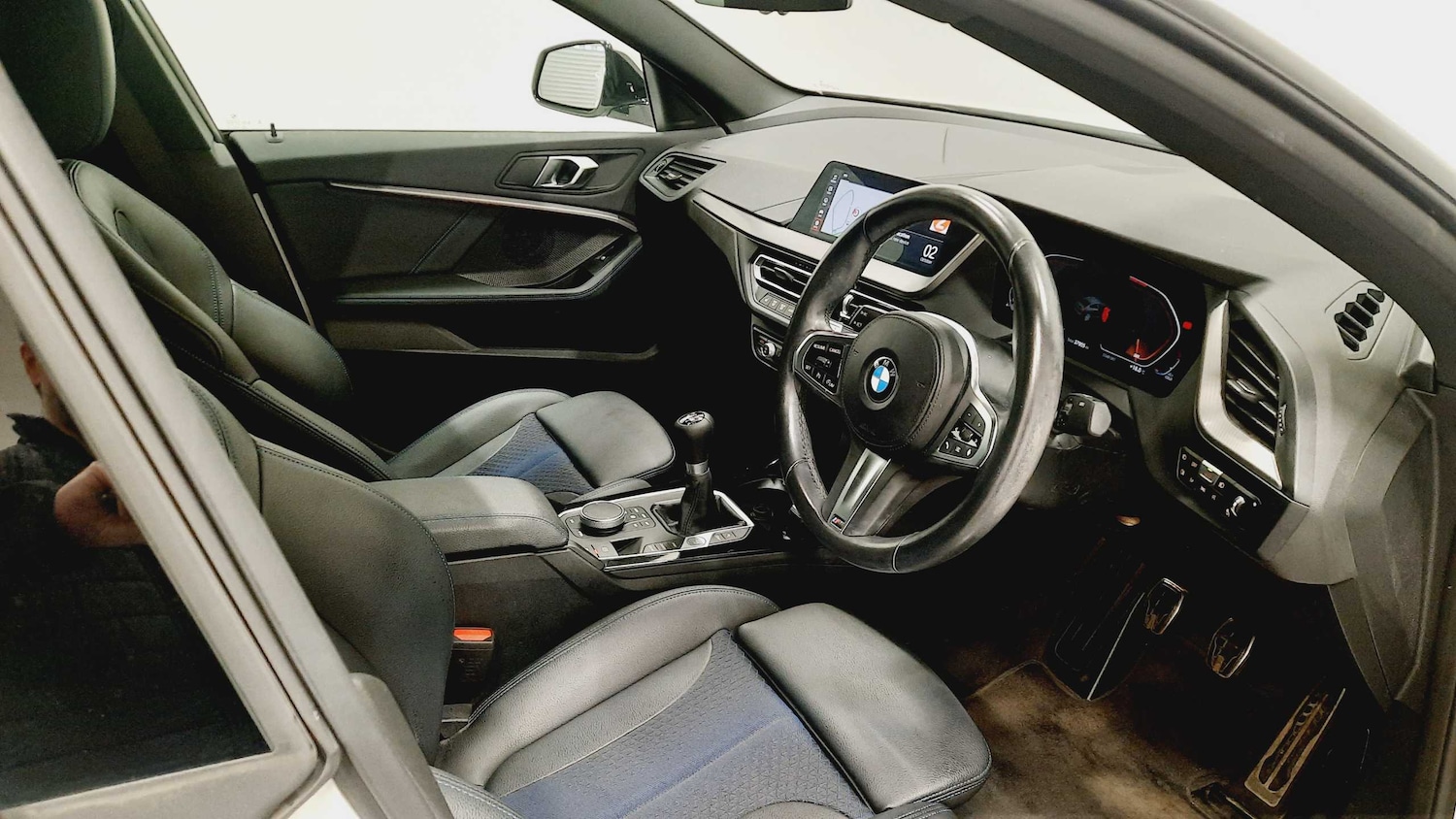 Used BMW 2 Series 2023 for sale - 76156126: Photo 6