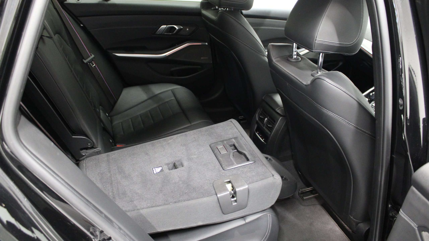 Used BMW 3 Series 2020 for sale - 77147393: Photo 31