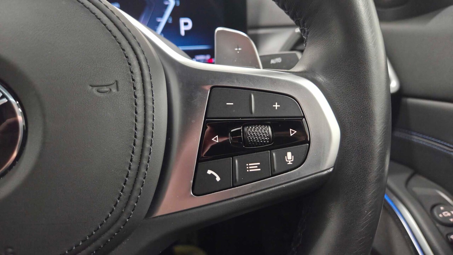 Used BMW 3 Series 2023 for sale - 77960641: Photo 23