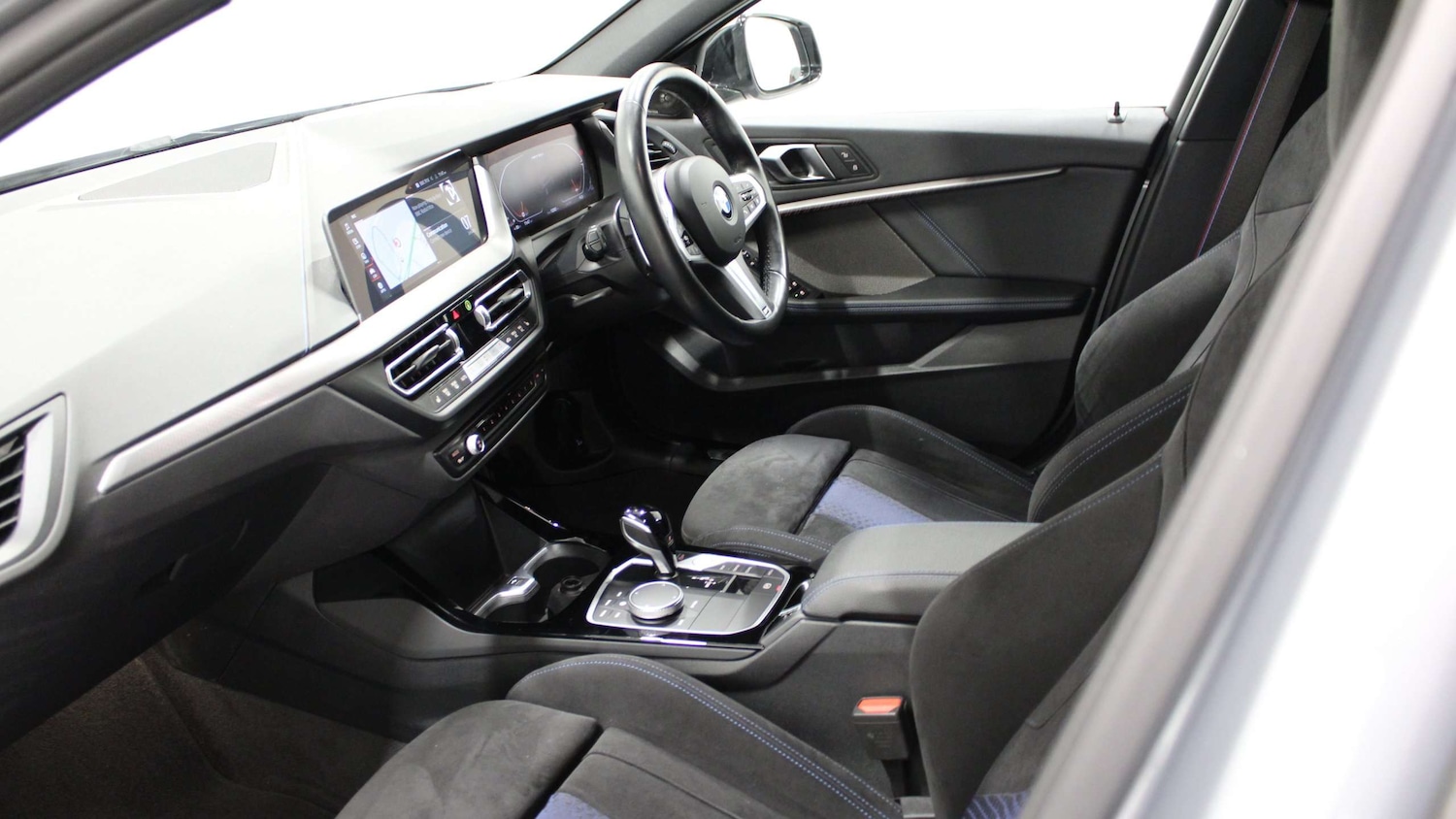 Used BMW 1 Series 2024 for sale - 77134896: Photo 8