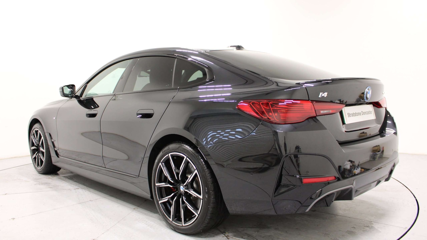 Used BMW i4 2025 for sale - 76978669: Photo 2
