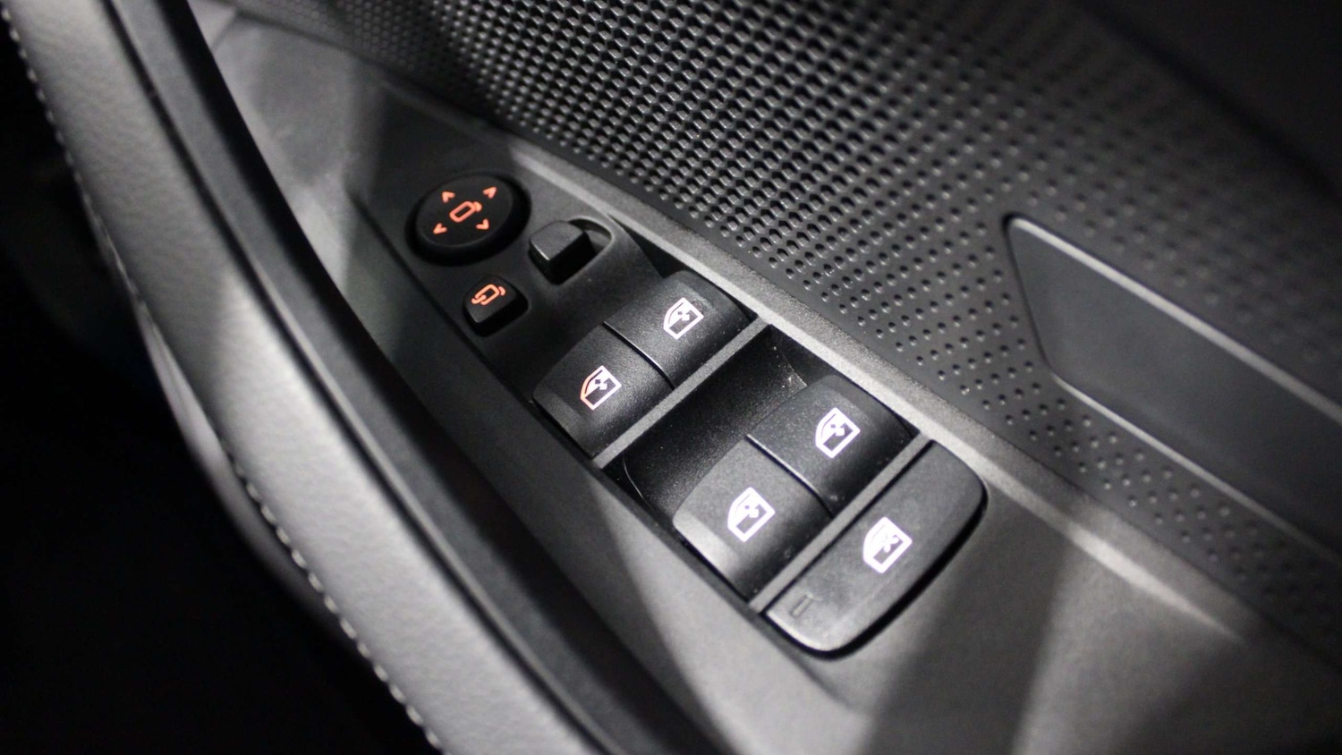 Used BMW i4 2025 for sale - 76978669: Photo 25